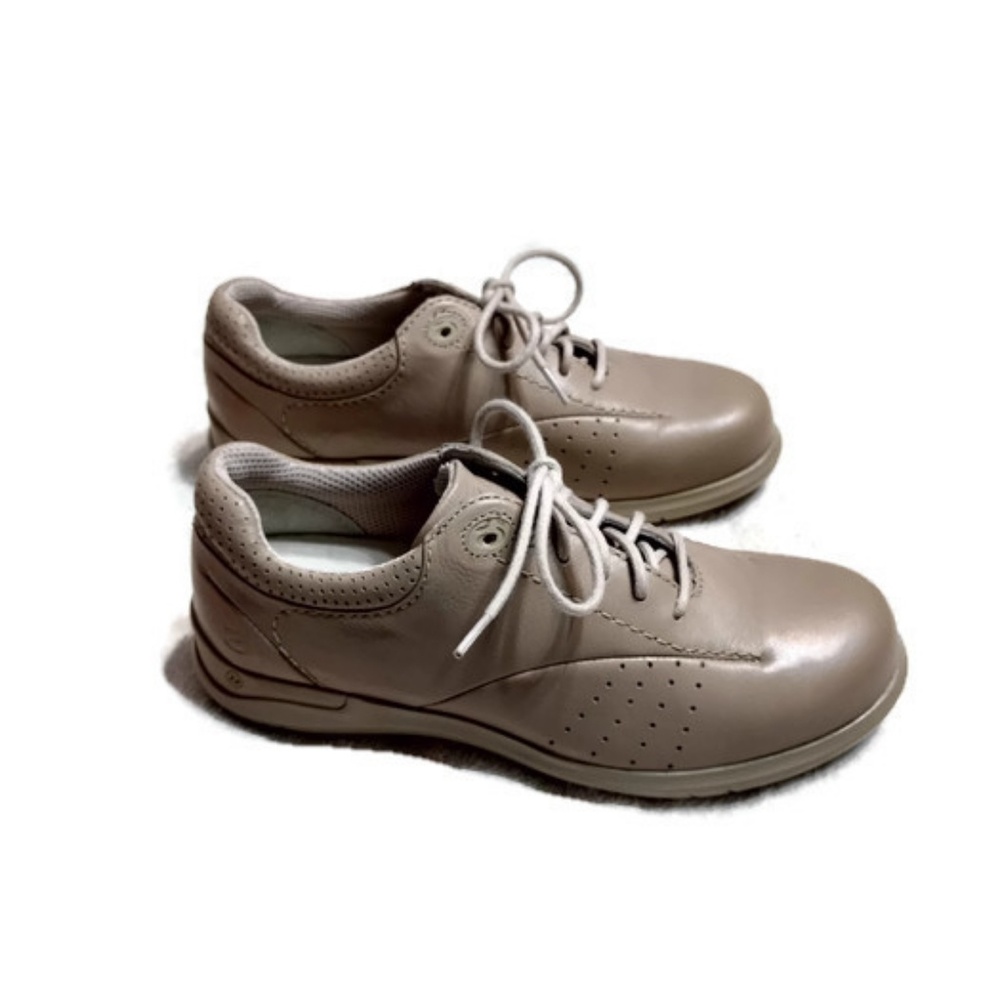 New Aravon Farren New Balance Tan Beige Leather Walking Size 5.5 Athletic Shoes